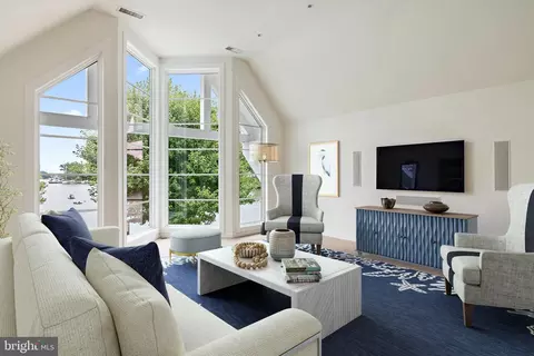 Living - 8 Spa View Cir, Annapolis, MD 21401 photo 4 of 6