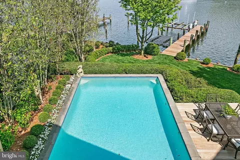 Exterior - 8 Spa View Cir, Annapolis, MD 21401 photo 7 of 8