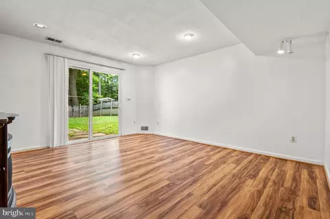 Living - 3508 River Bridge Way, Laurel, MD 20724 photo 3 of 4
