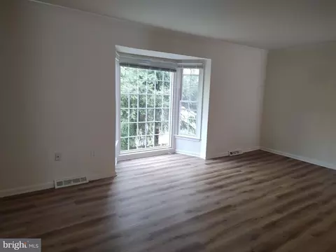 Living - 1256 Masters, Arnold, MD 21012 photo 2 of 2