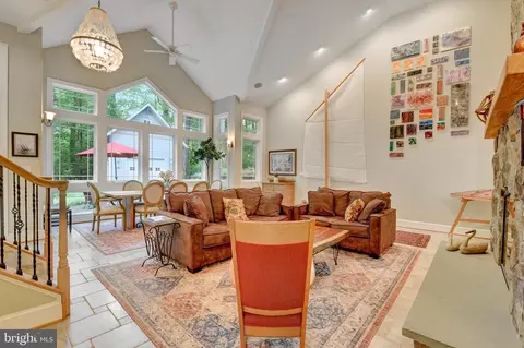 278 Cape St John Rd, Annapolis, MD 21401 photo 9