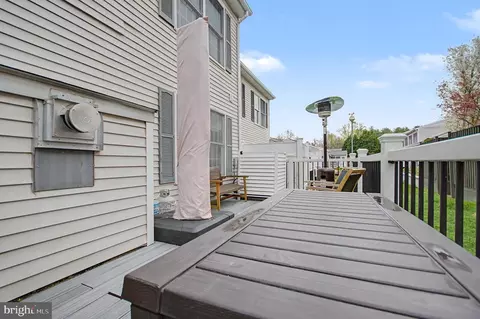 Exterior - 2607 Compass Dr, Annapolis, MD 21401 photo 5 of 8