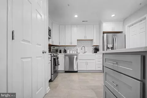 Kitchen - 2607 Compass Dr, Annapolis, MD 21401 photo 1 of 5