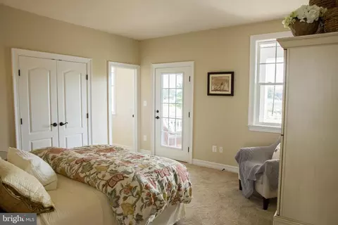 8046 Forest Glen Dr, Pasadena, MD 21122 photo 31