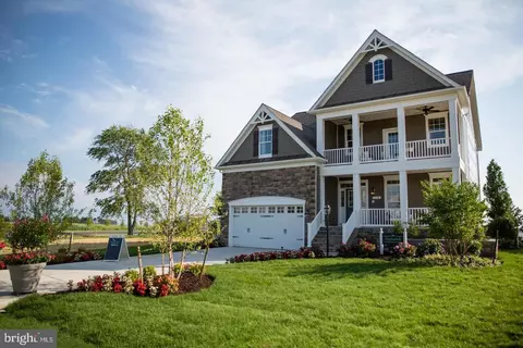8046 Forest Glen Dr, Pasadena, MD 21122 photo 3
