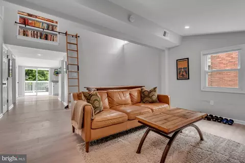 1623 Riverdale Dr, Edgewater, MD 21037 photo 3