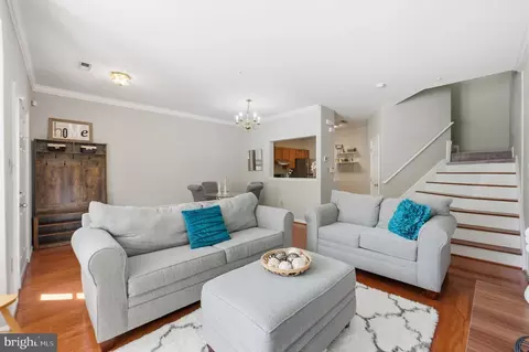 2002 Bell Point Ct, Odenton, MD 21113