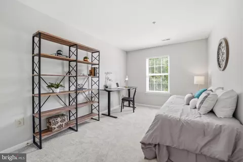 Bedroom - 2002 Bell Point Ct, Odenton, MD 21113 photo 1 of 7