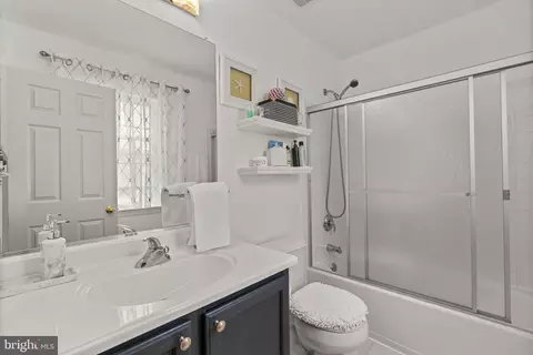 Bath - 8057 Mayer Ave, Pasadena, MD 21122 photo 1 of 3