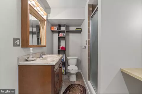 Bath - 8057 Mayer Ave, Pasadena, MD 21122 photo 3 of 3