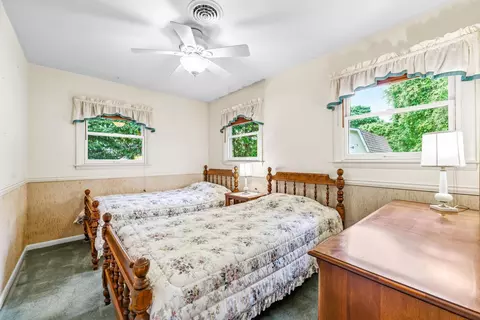 Bedroom - 1786 Chesapeake Pl, Pasadena, MD 21122 photo 2 of 2