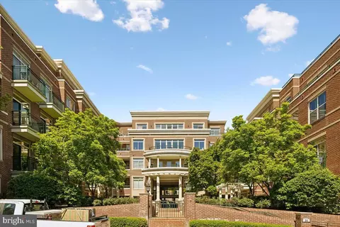 66 Franklin St #403, Annapolis, MD 21401