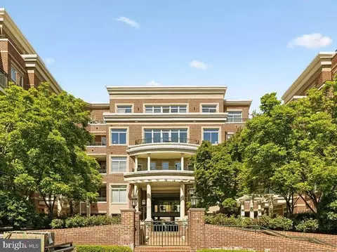 66 Franklin St #403, Annapolis, MD 21401