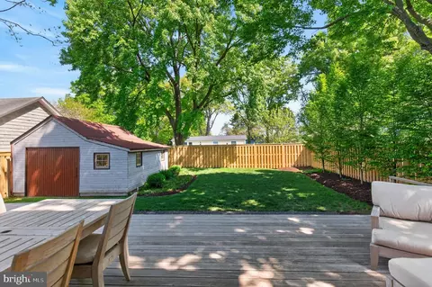 Exterior - 103 Mckendree Ave, Annapolis, MD 21401 photo 8 of 16