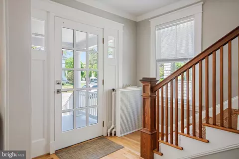 Entry Way - 103 Mckendree Ave, Annapolis, MD 21401 photo 1 of 6