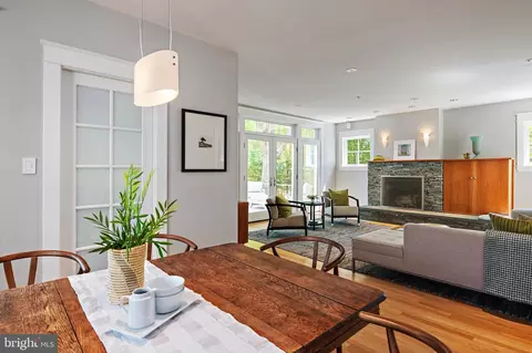 Dining - 103 Mckendree Ave, Annapolis, MD 21401 photo 3 of 3