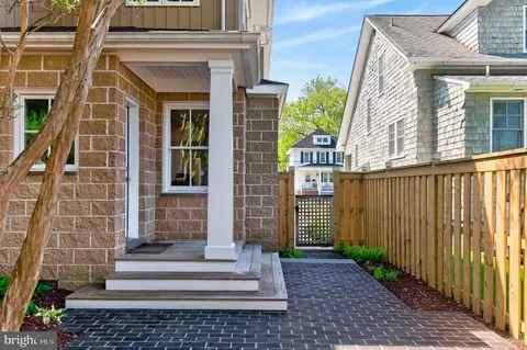 Exterior - 103 Mckendree Ave, Annapolis, MD 21401 photo 11 of 16
