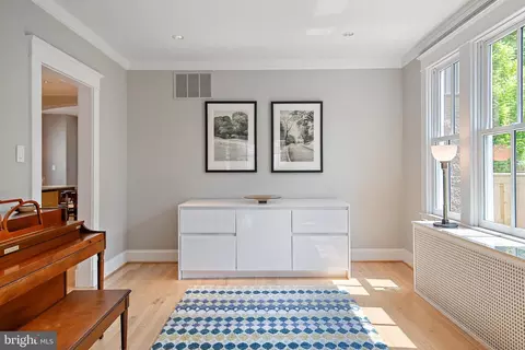 Entry Way - 103 Mckendree Ave, Annapolis, MD 21401 photo 5 of 6
