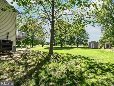 Exterior - 8139 Windmill Ct, Severn, MD 21144 photo 15 of 15