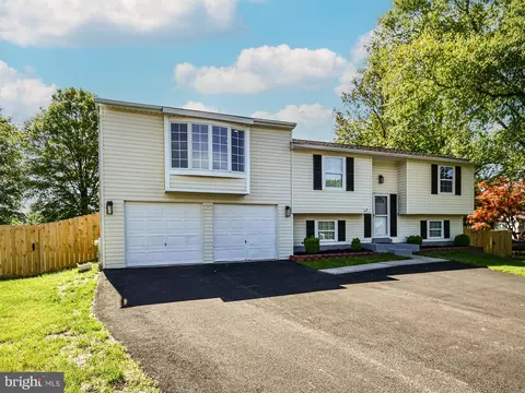 Exterior - 8139 Windmill Ct, Severn, MD 21144 photo 2 of 15