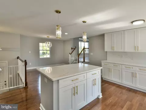 Kitchen - 8139 Windmill Ct, Severn, MD 21144 photo 4 of 8