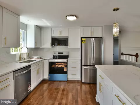 Kitchen - 8139 Windmill Ct, Severn, MD 21144 photo 5 of 8