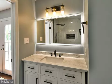 Bath - 8139 Windmill Ct, Severn, MD 21144 photo 2 of 6