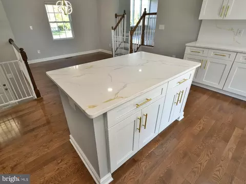 Kitchen - 8139 Windmill Ct, Severn, MD 21144 photo 6 of 8