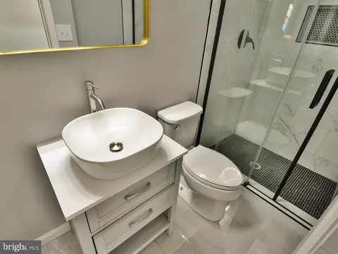 Bath - 8139 Windmill Ct, Severn, MD 21144 photo 5 of 6