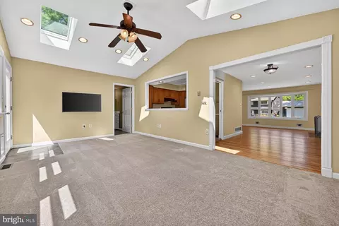 Living - 103 Wainwright Dr, Annapolis, MD 21401 photo 5 of 7