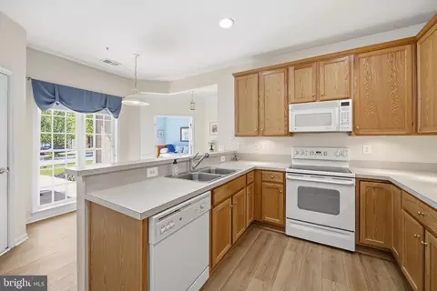 712 Emerald Way #3, Odenton, MD 21113 photo 7
