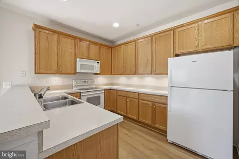 712 Emerald Way #3, Odenton, MD 21113 photo 6