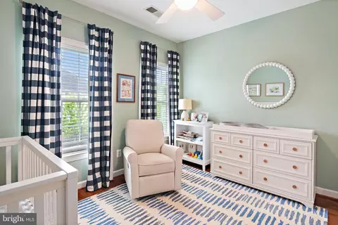 Bedroom - 732 Pearson Point Pl, Annapolis, MD 21401 photo 5 of 8