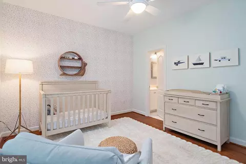 Bedroom - 732 Pearson Point Pl, Annapolis, MD 21401 photo 7 of 8