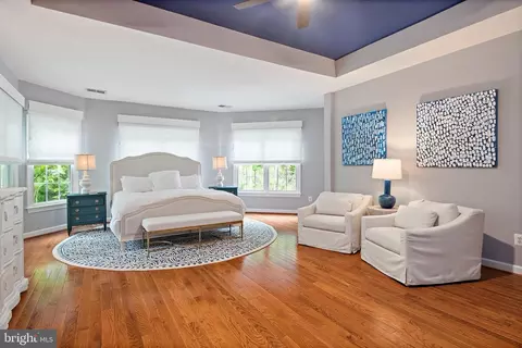 Bedroom - 732 Pearson Point Pl, Annapolis, MD 21401 photo 2 of 8