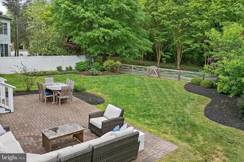 Exterior - 732 Pearson Point Pl, Annapolis, MD 21401 photo 11 of 11
