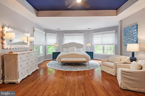 Bedroom - 732 Pearson Point Pl, Annapolis, MD 21401 photo 1 of 8