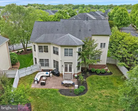 View/Area - 732 Pearson Point Pl, Annapolis, MD 21401 photo 1 of 2