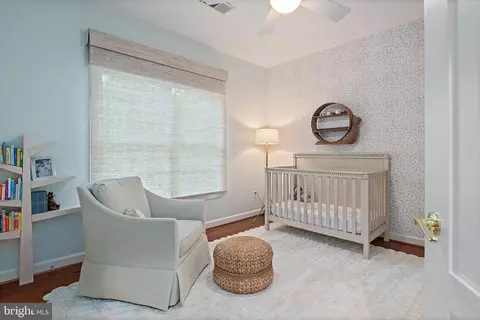 Bedroom - 732 Pearson Point Pl, Annapolis, MD 21401 photo 6 of 8