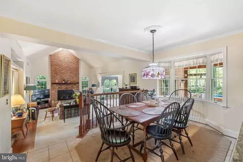 Dining - 1812 Crosspointe Dr, Annapolis, MD 21401 photo 2 of 3