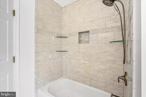 Bath - 3220 Orient Fishtail Rd, Laurel, MD 20724 photo 2 of 2