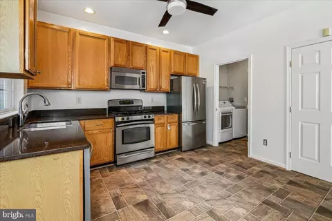 Kitchen - 3220 Orient Fishtail Rd, Laurel, MD 20724 photo 3 of 3