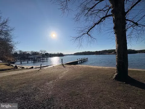 View/Area - 7638 4th St, Pasadena, MD 21122 photo 1 of 1