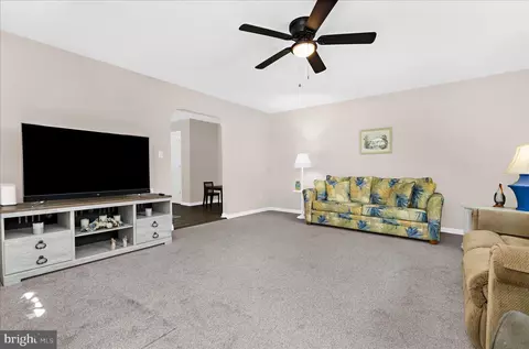 Living - 137 Arundel Rd, Pasadena, MD 21122 photo 2 of 3