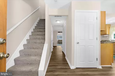 Entry Way - 137 Arundel Rd, Pasadena, MD 21122 photo 1 of 2
