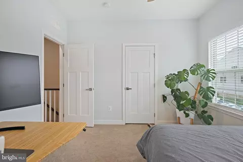 Bedroom - 7818 Mine Run Rd, Hanover, MD 21076 photo 2 of 7