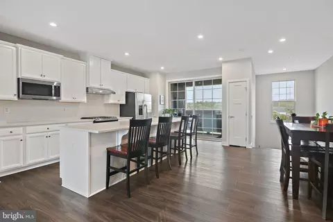 Kitchen - 7818 Mine Run Rd, Hanover, MD 21076 photo 1 of 4
