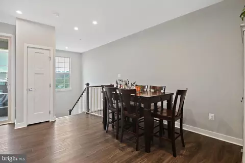 Entry Way - 7818 Mine Run Rd, Hanover, MD 21076 photo 2 of 4
