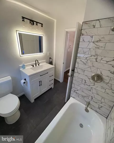 Bath - 401 Forest Vw, Linthicum Heights, MD 21090 photo 1 of 8