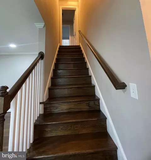Entry Way - 401 Forest Vw, Linthicum Heights, MD 21090 photo 2 of 13